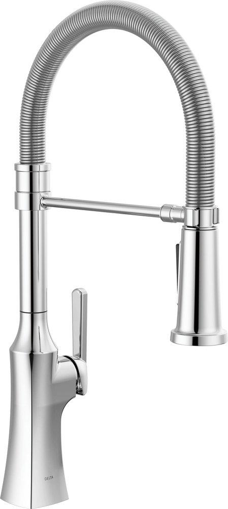 Delta Faucet Ermelo Single Handle Pull Down Kitchen Faucet in Chrome