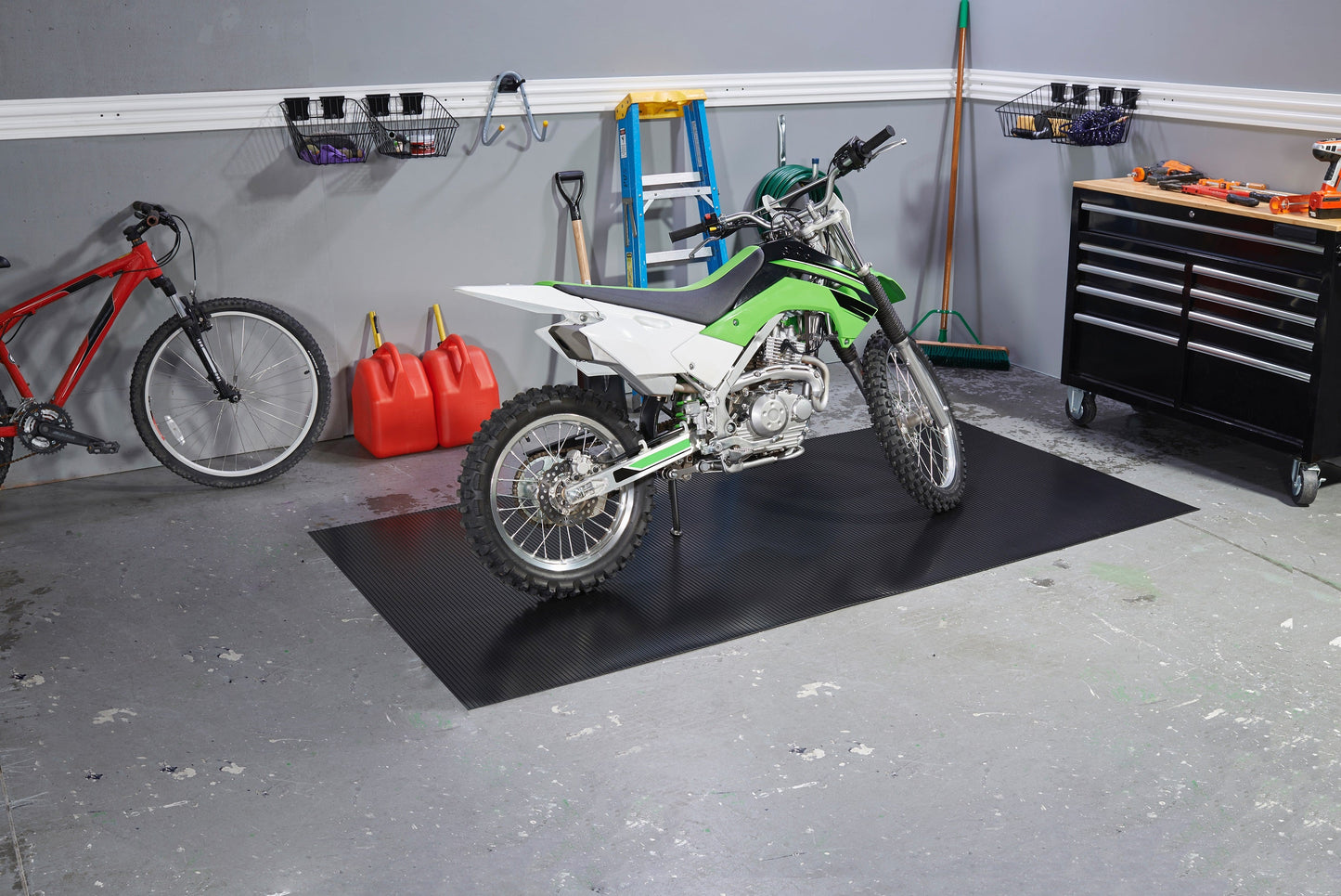 Motorcycle Mat | Ribbed™ Tread | 5' x 10' | G-Floor<sup>®</sup> Roll-Out Vinyl Flooring