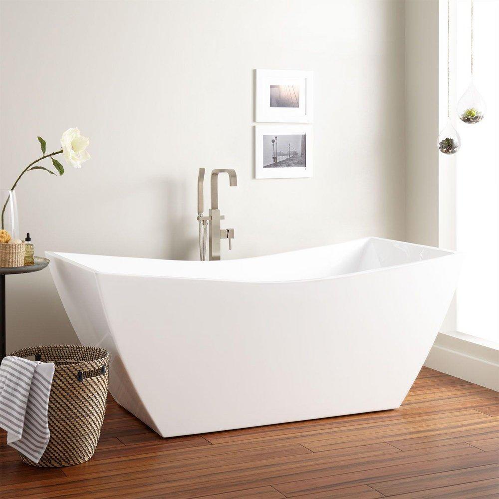 Signature Hardware Renlo 67 x 31-1/2 in. Freestanding Bathtub with Center Drain in White