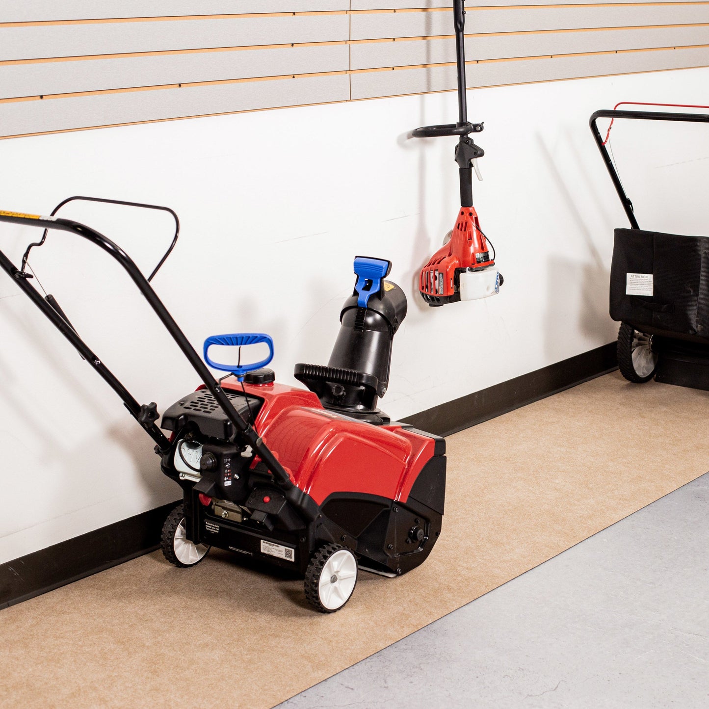 Garage Floor Runner | Absorbent Flooring | G-Floor<sup>®</sup> Drip & Dry Absorbent Vinyl Flooring