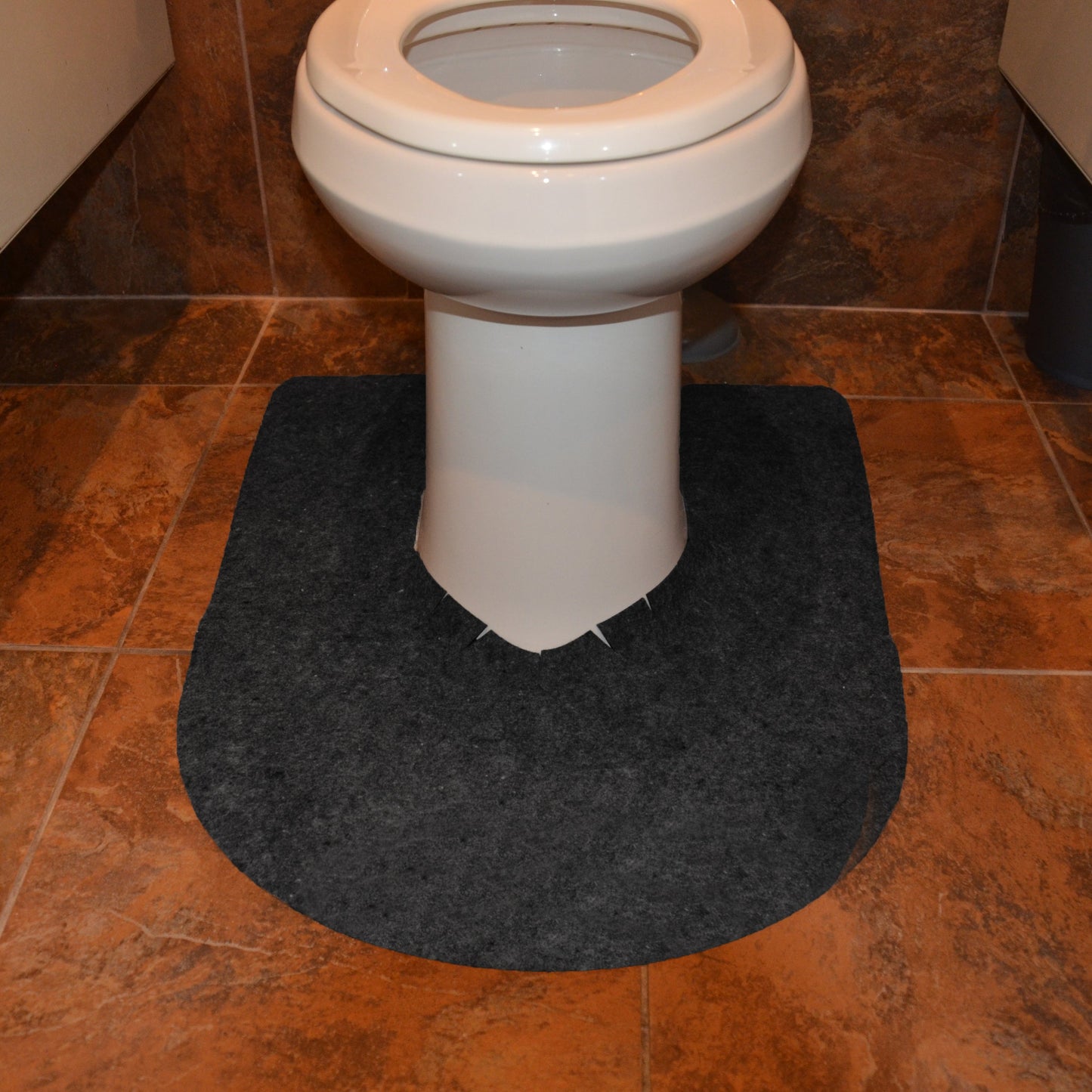 Restroom Toilet Mat | Absorbent Flooring | G-Floor<sup>®</sup> Drip & Dry Absorbent Vinyl Flooring