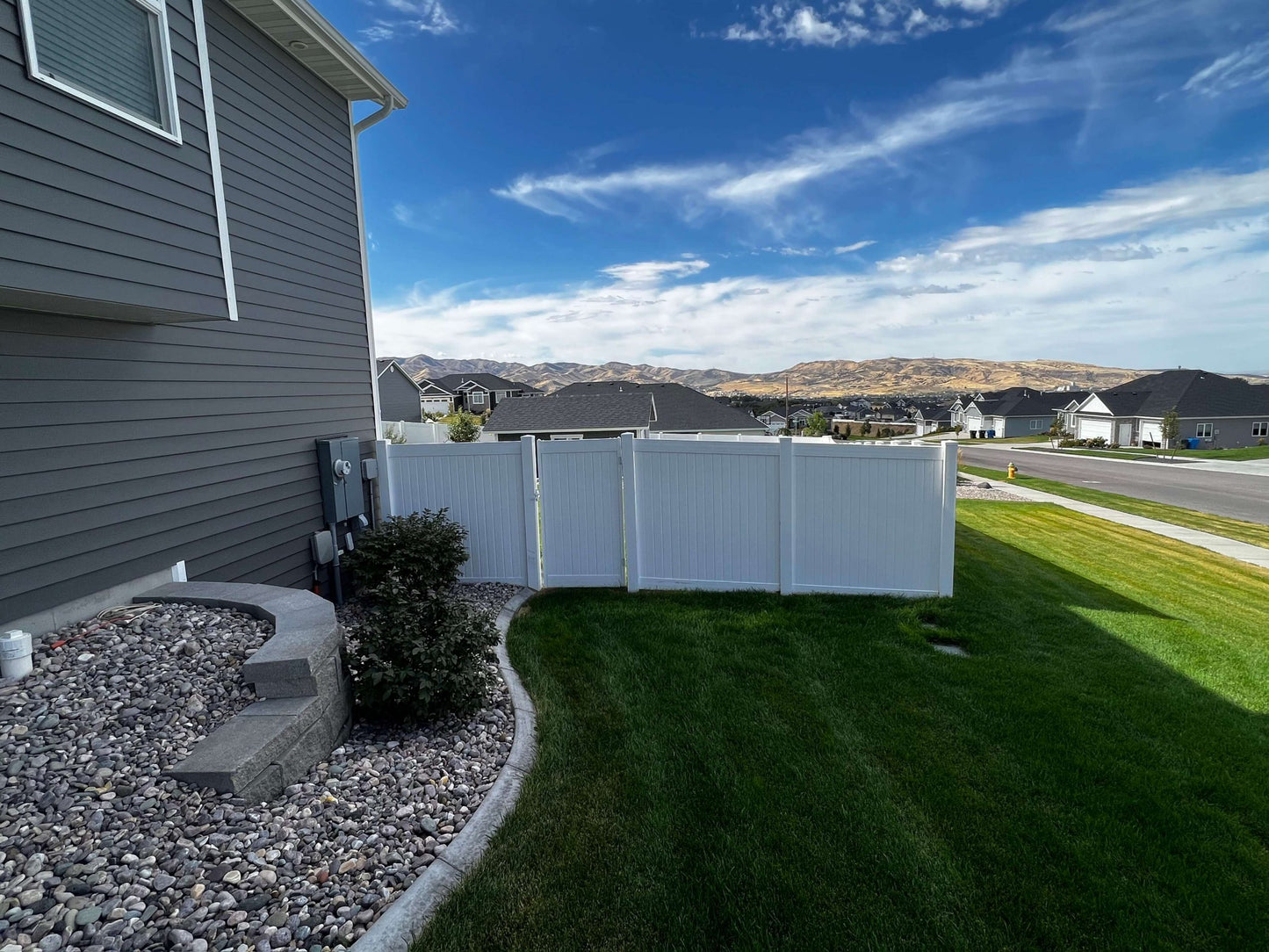 Solid Privacy Vinyl Fence