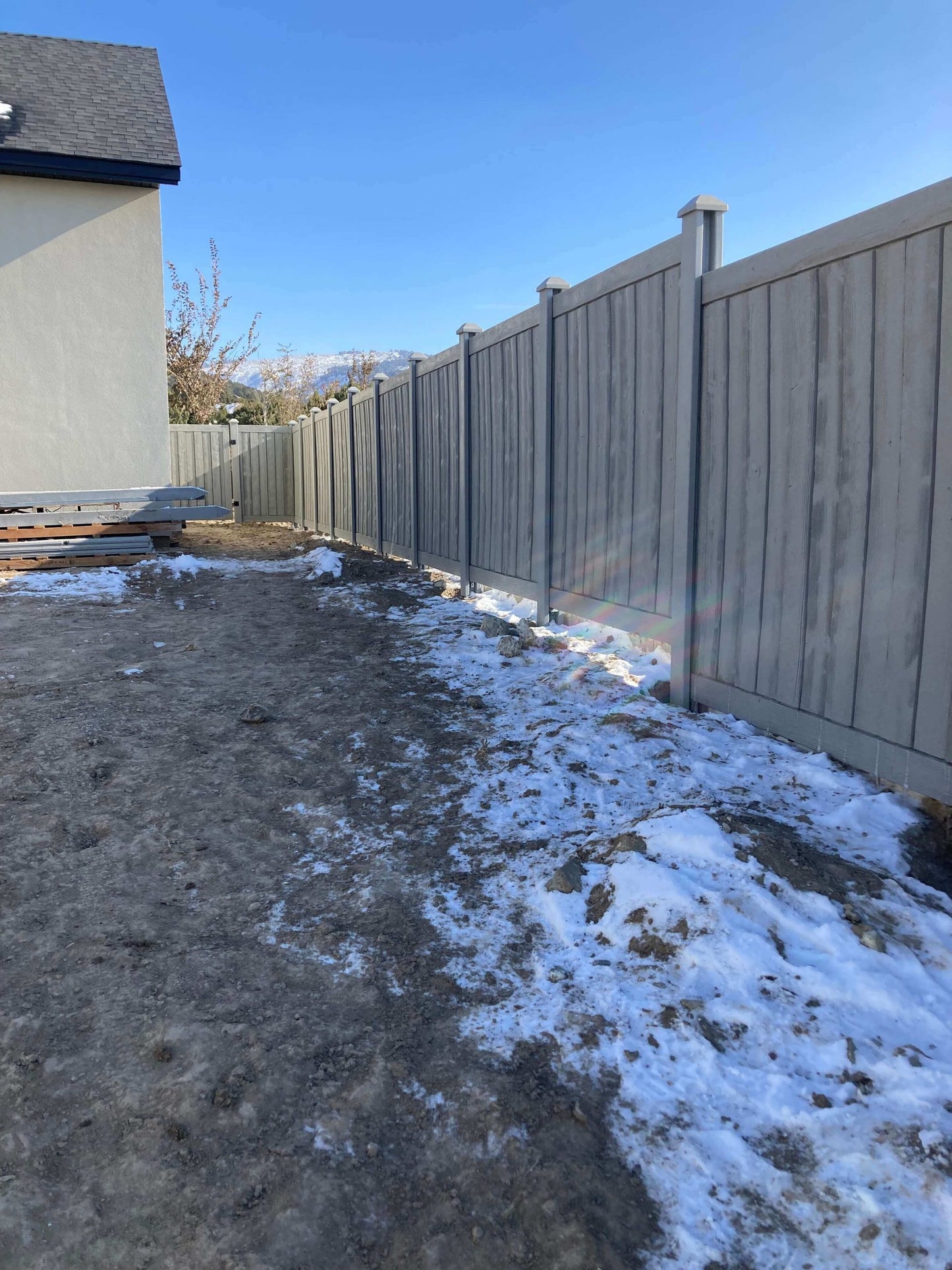 Ecostone Privacy Vinyl