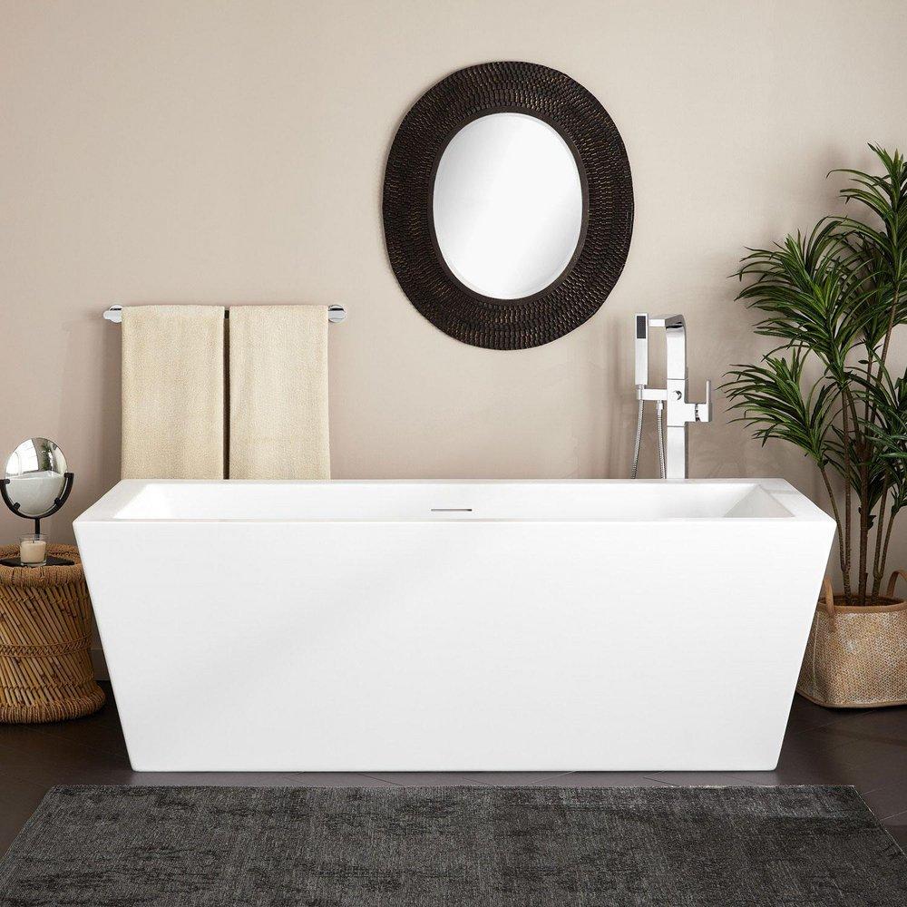 Signature Hardware Mayim 71 x 31-1/2 in. Freestanding Bathtub with Center Drain in Matte White and Foam Insulated Trim