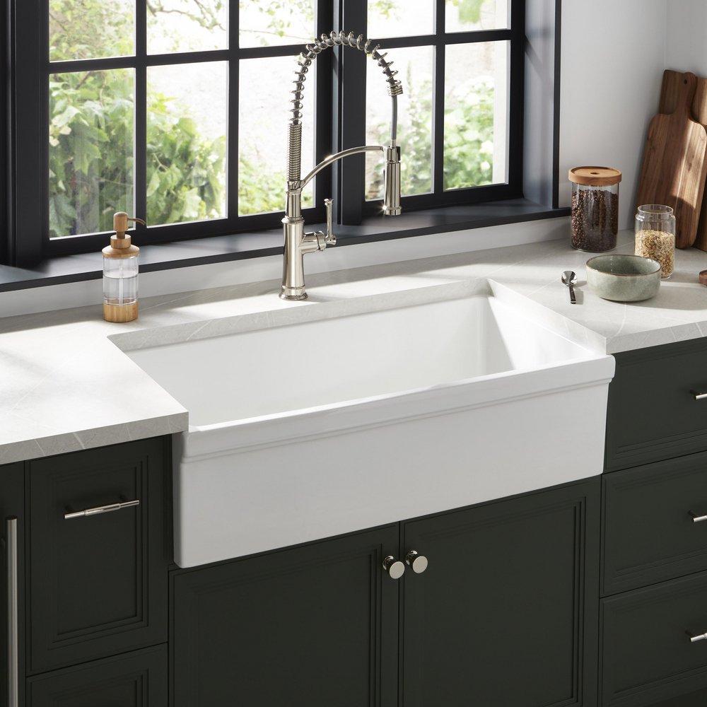 Signature Hardware Gallo 33 in. Farmhouse Fireclay Single Bowl Kitchen Sink in White