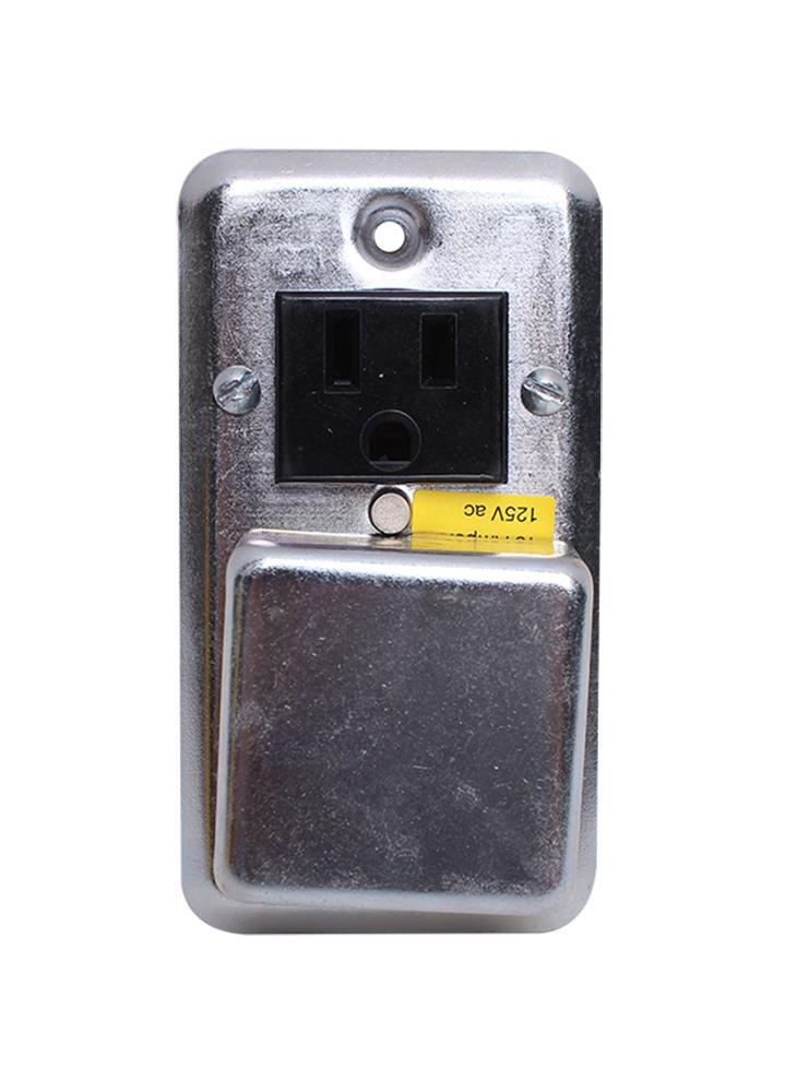 Receptacle / Fuse Combination Assembly