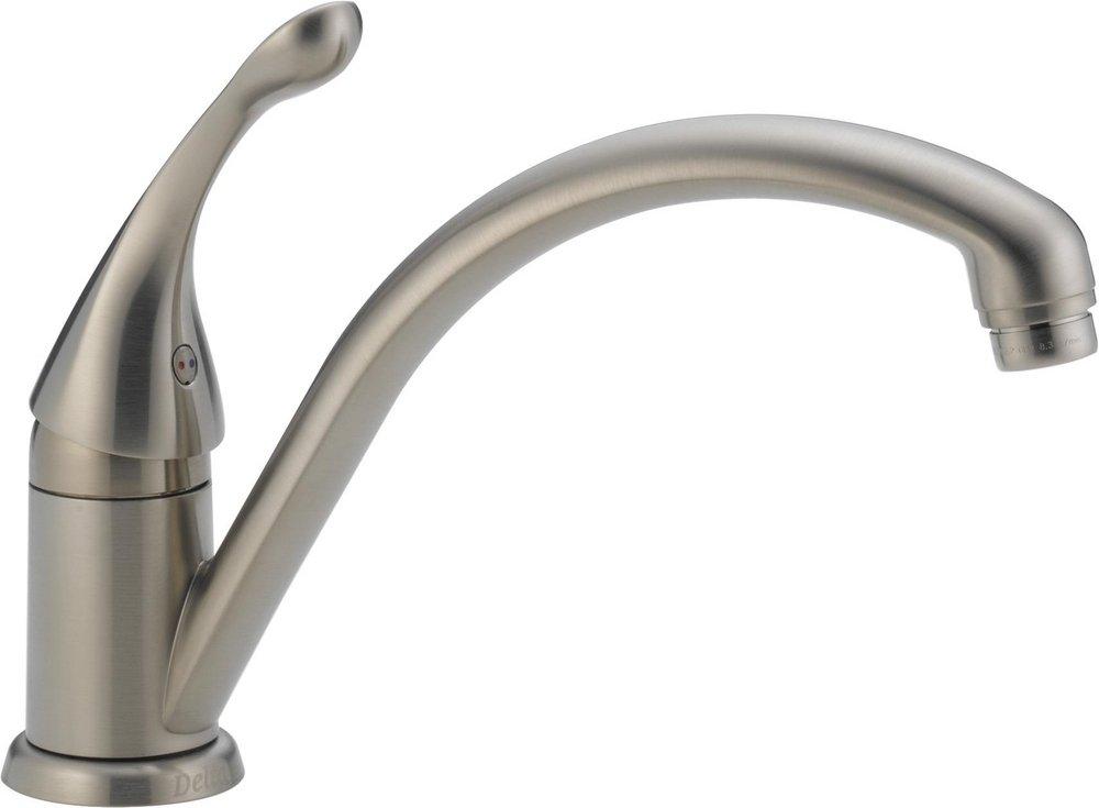 Delta Faucet Collins™ Single Handle Kitchen Faucet in Brilliance® Stainless