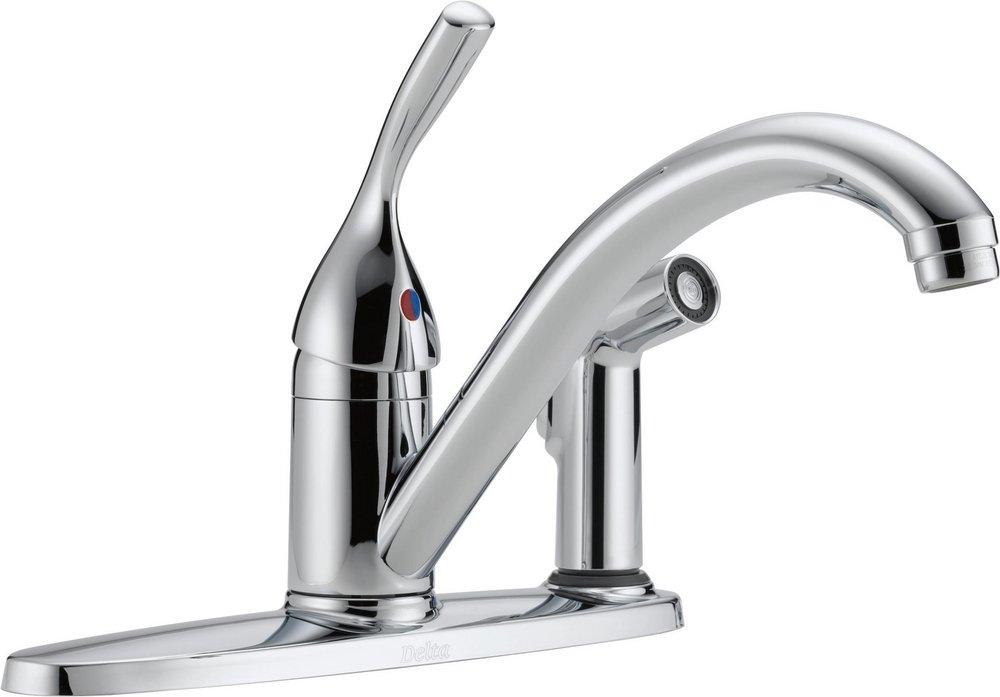 Delta Faucet Classic Single Handle Kitchen Faucet with Side Spray in Chrome