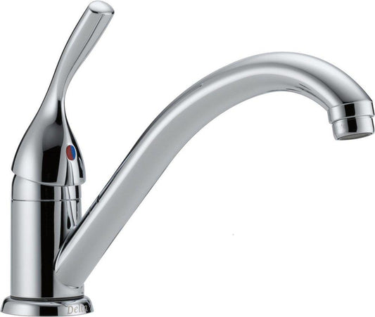 Delta Faucet Classic Single Handle Kitchen Faucet in Chrome