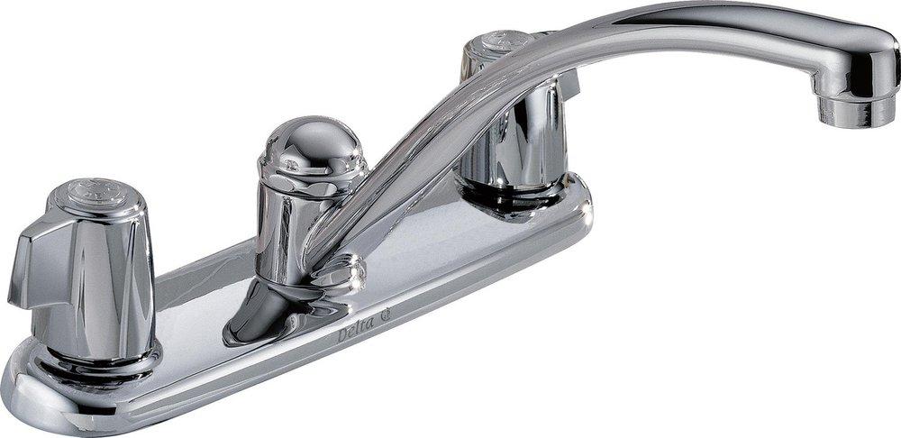 Delta Faucet Classic Two Handle Kitchen Faucet in Chrome