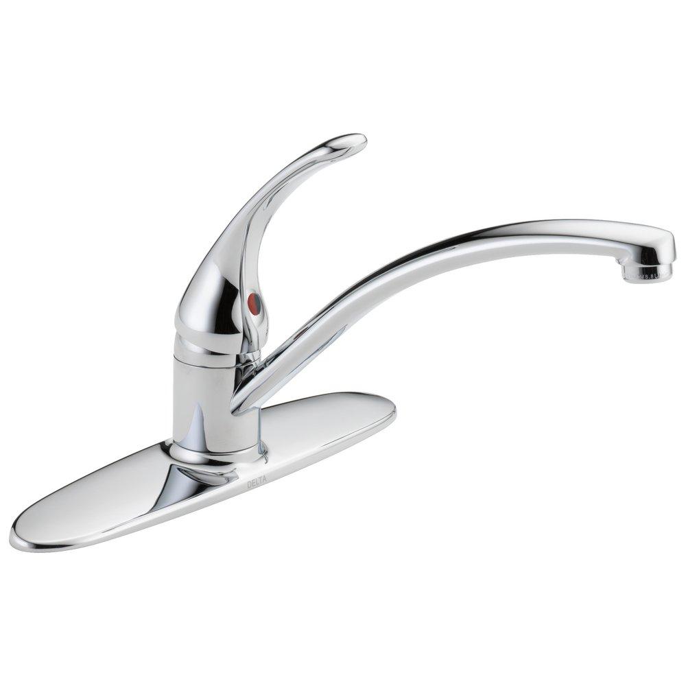 Delta Faucet Foundations® Single Handle Kitchen Faucet in Chrome