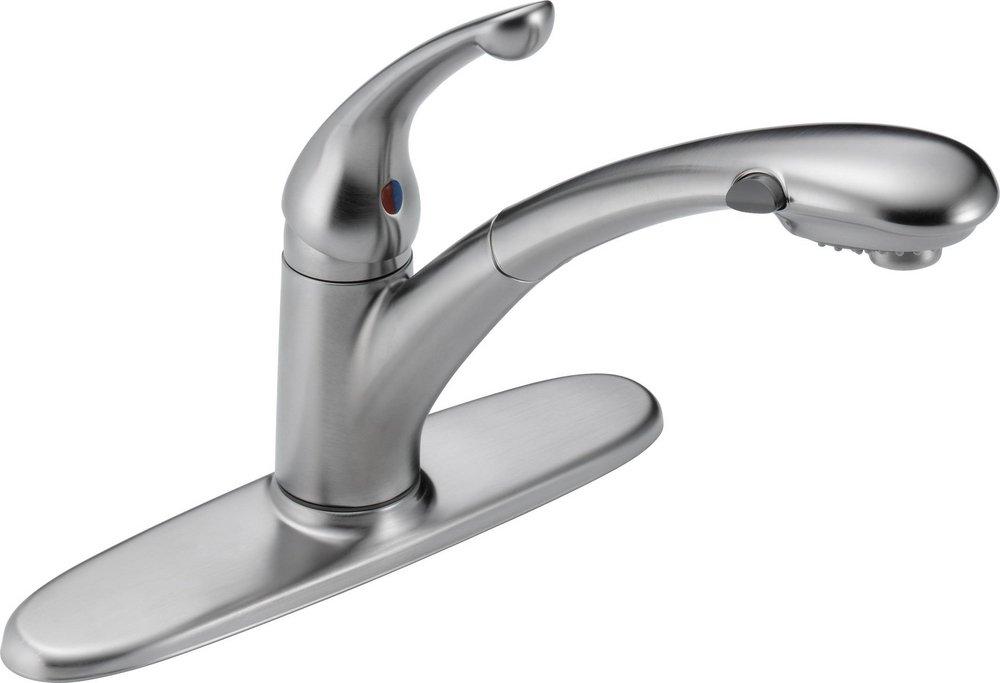 Delta Faucet Signature® Single Handle Pull Out Kitchen Faucet in Arctic Stainless