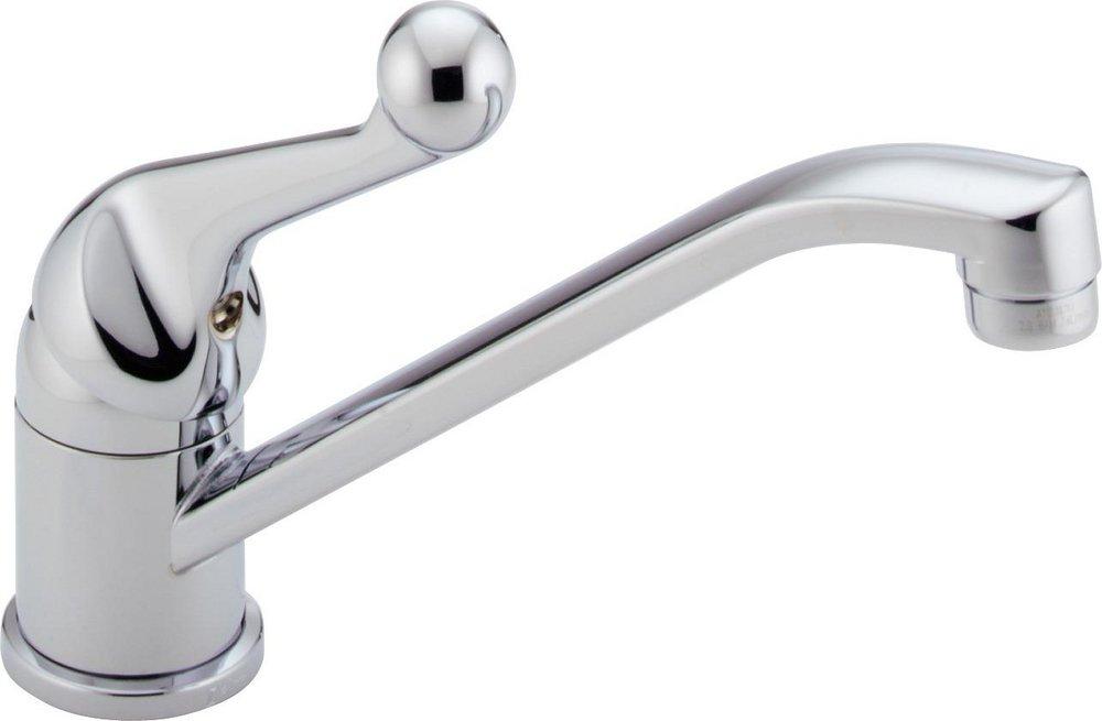 Delta Faucet Classic Single Handle Kitchen Faucet in Chrome