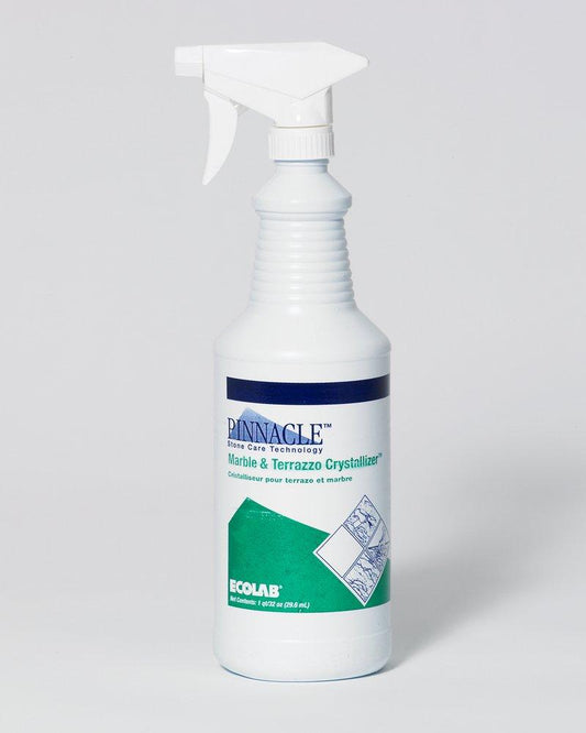 Ecolab Pinnacle™ 1 qt Floor Cleaner (Case of 4)