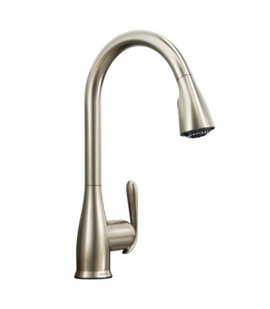 Moen Haysfield™ Single Handle Pull Down Kitchen Faucet in Spot Resist™ Stainless