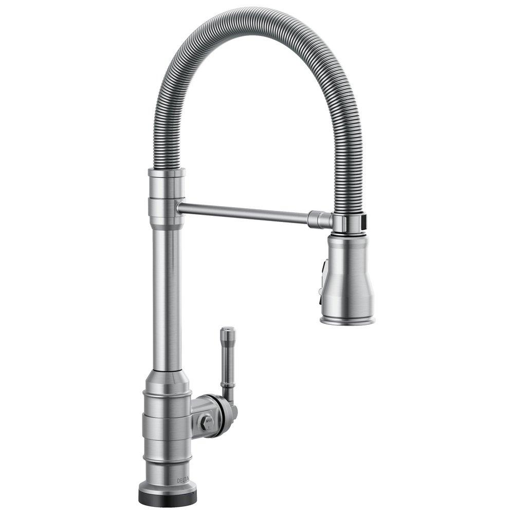 Delta Faucet Broderick™ Single Handle Pull Down Kitchen Faucet in Arctic Stainless