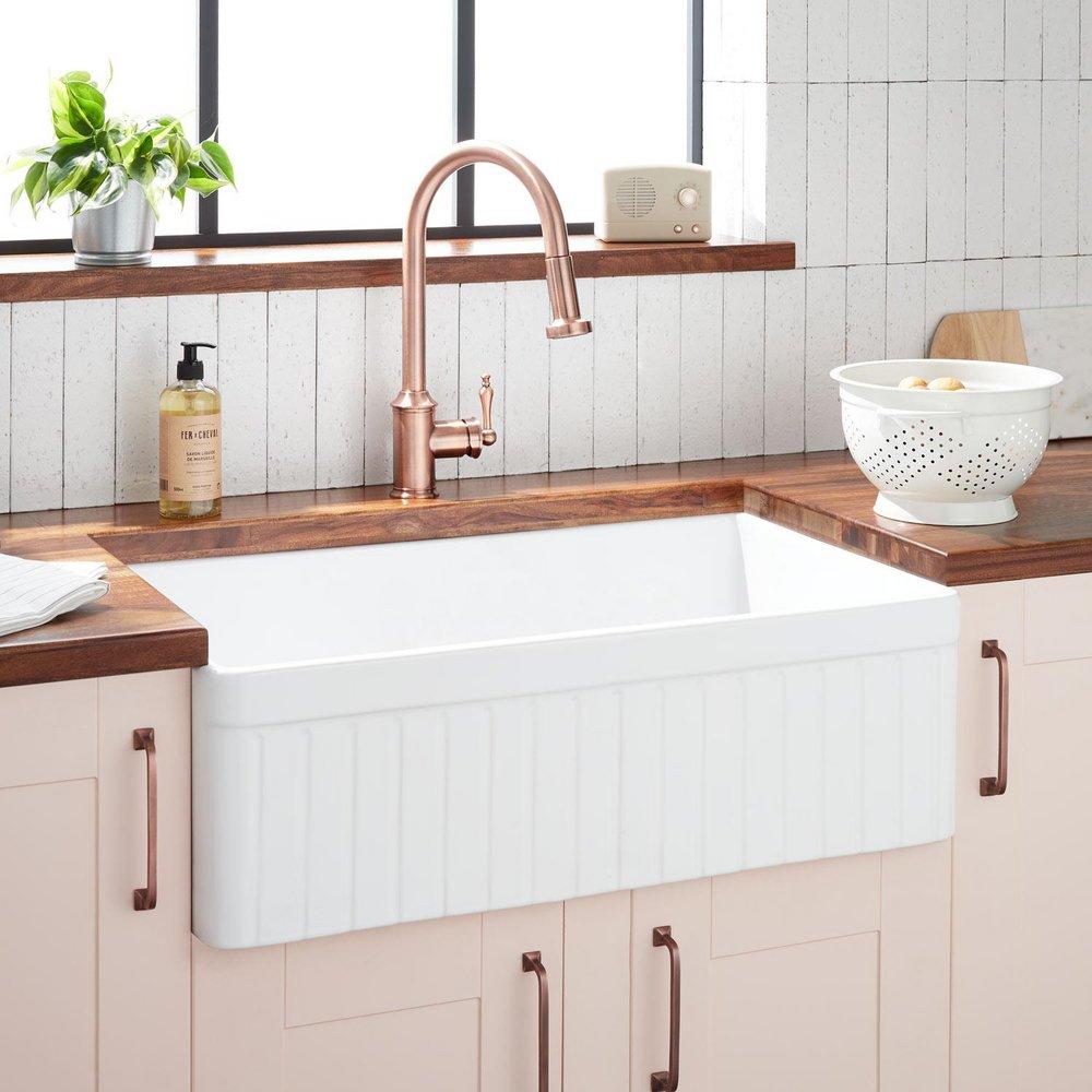 Signature Hardware Curington 32-3/4 in. Farmhouse Fireclay Single Bowl Kitchen Sink in White
