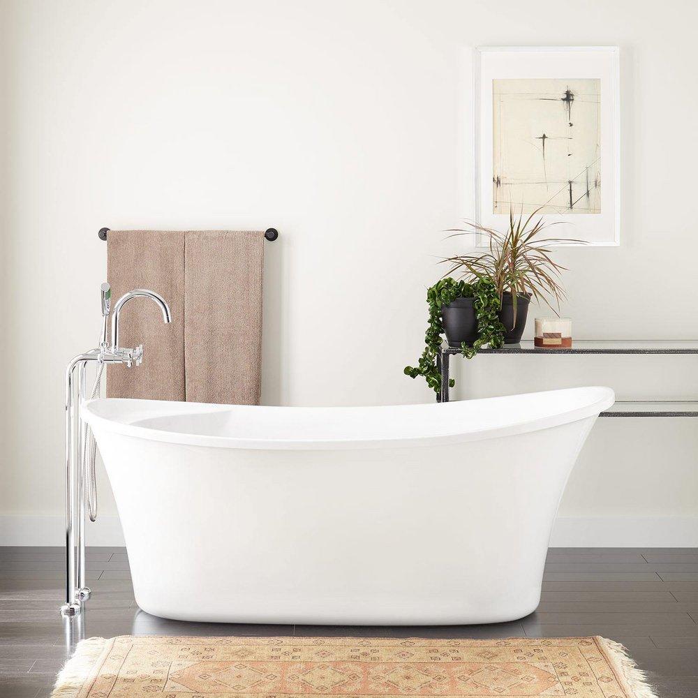 Signature Hardware Kemrick 66 x 29-1/2 in. Freestanding Bathtub with Center Drain in White and White Trim