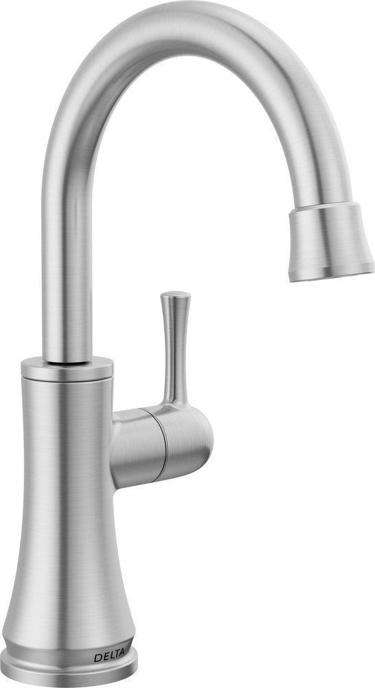 Single Handle Kitchen Faucet in Arctic Stainless
