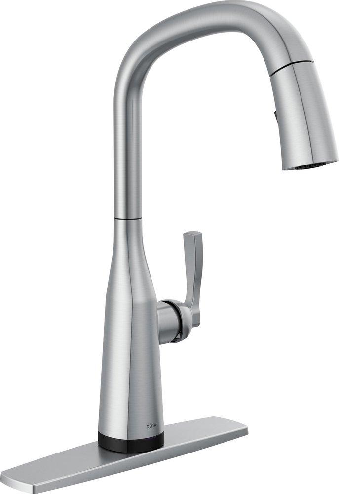 Delta Faucet Stryke Single Handle Pull Down Kitchen Faucet in Arctic Stainless