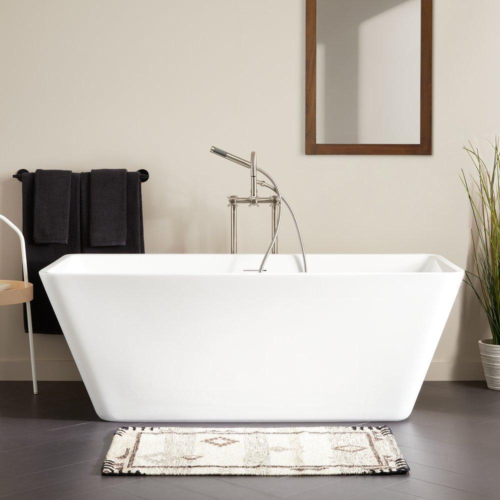 Signature Hardware Laxson 65 x 28-3/4 in. Freestanding Bathtub with Center Drain in White