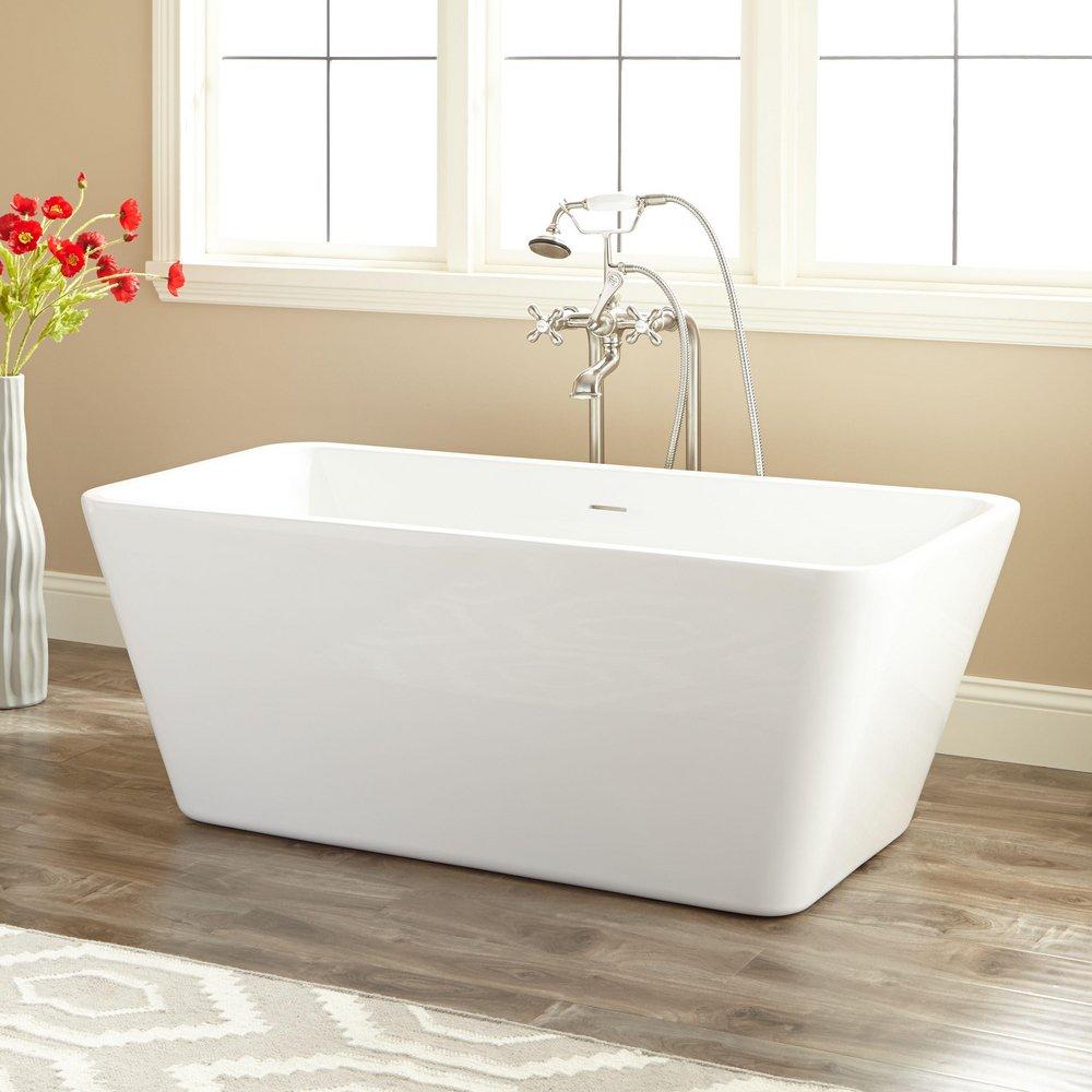 Signature Hardware Baxter 53-1/4 x 25-1/4 in. Freestanding Bathtub with Center Drain in White