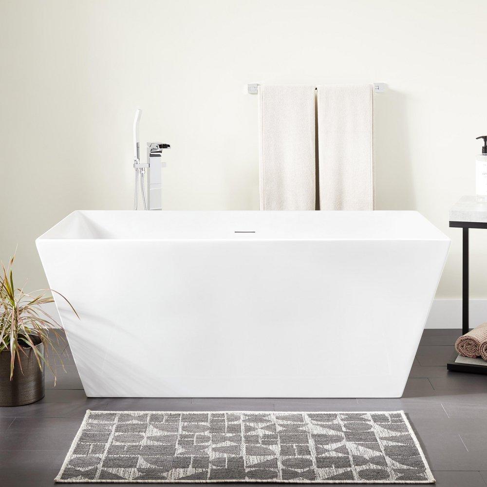 Signature Hardware Hibiscus 59 x 29 1/2 in. Freestanding Bathtub with Center Drain in White