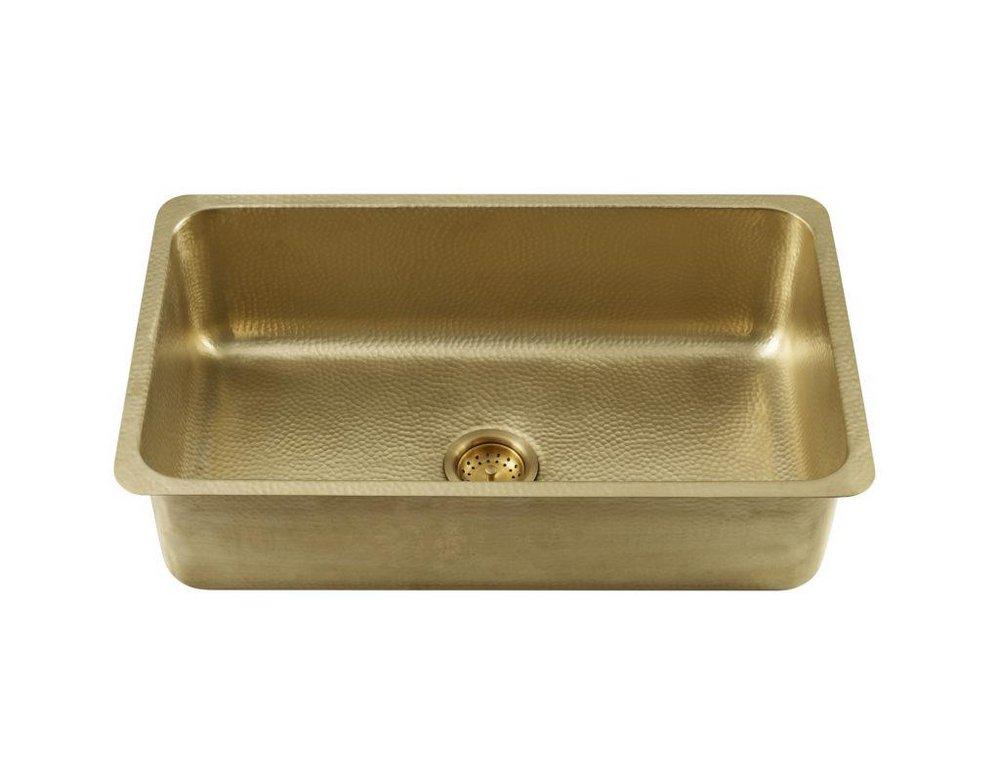 Thompson Villa 31-1/4 in. Undermount Hammered Brass Single Bowl Kitchen Sink in Brass