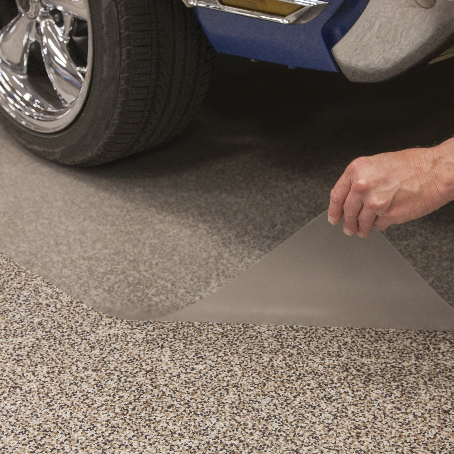 Epoxy Garage Floor Protector | Clear Ceramic Tread | G-Floor<sup>®</sup> Roll-Out Vinyl Flooring