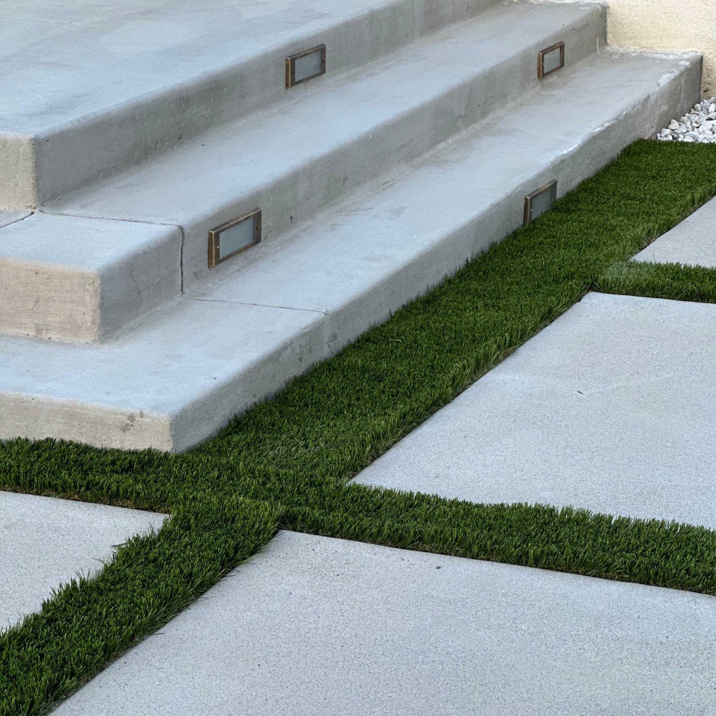 Tulay Step Light Frosted Lens