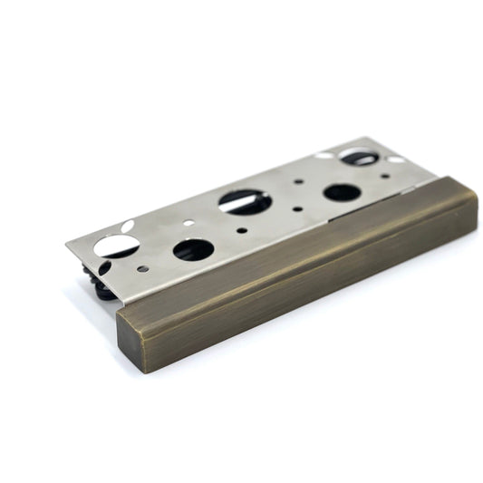 Tulay Antique Brass Hardscape Light