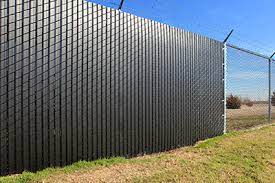 Chain Link With Vinyl Slats