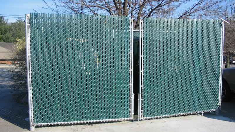 Chain Link With Vinyl Slats