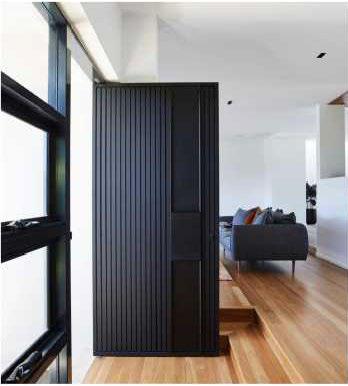 Pivot Door – PY-004 – Contemporary Pivot Wood Design